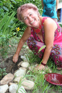 DeAnna L'am Planting